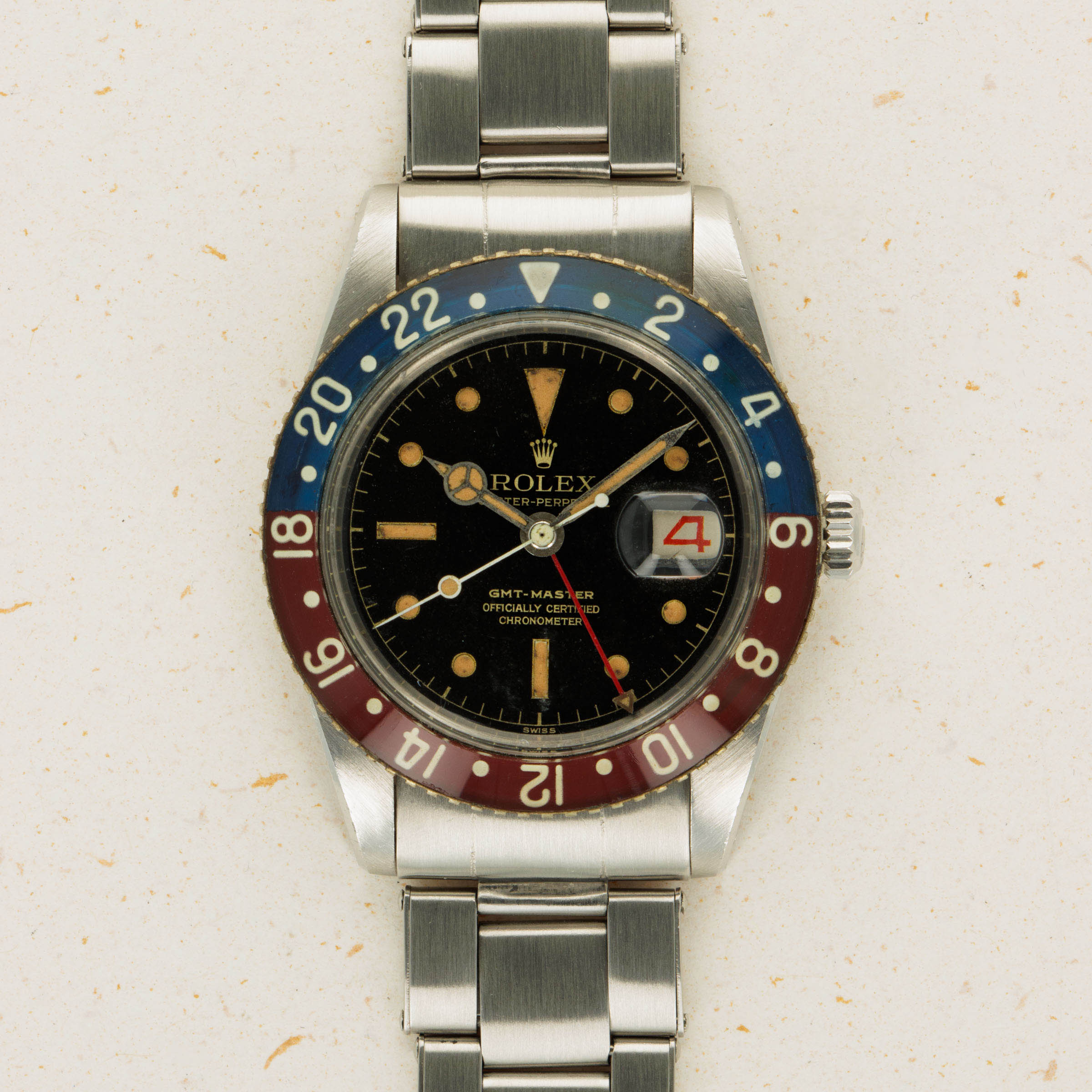 Rolex GMT-Master ref. 6542 with its original translucent bakelite bezel insert and radium numerals — the fragile first-generation bezel Rolex replaced with metal by the late 1950s.